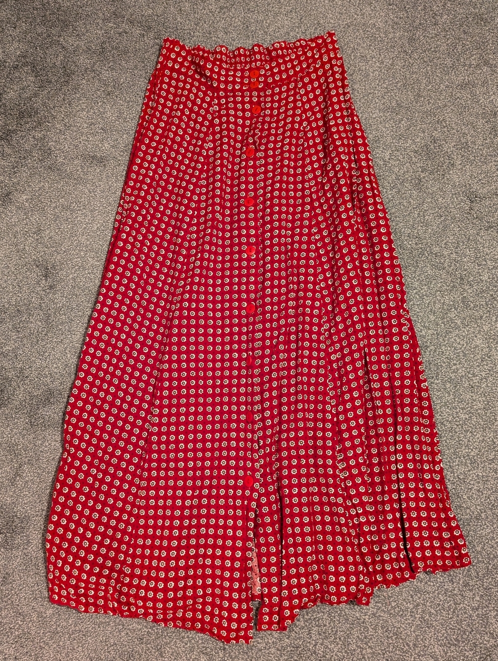 Byer California Floral Red Midi Skirt Size Medium